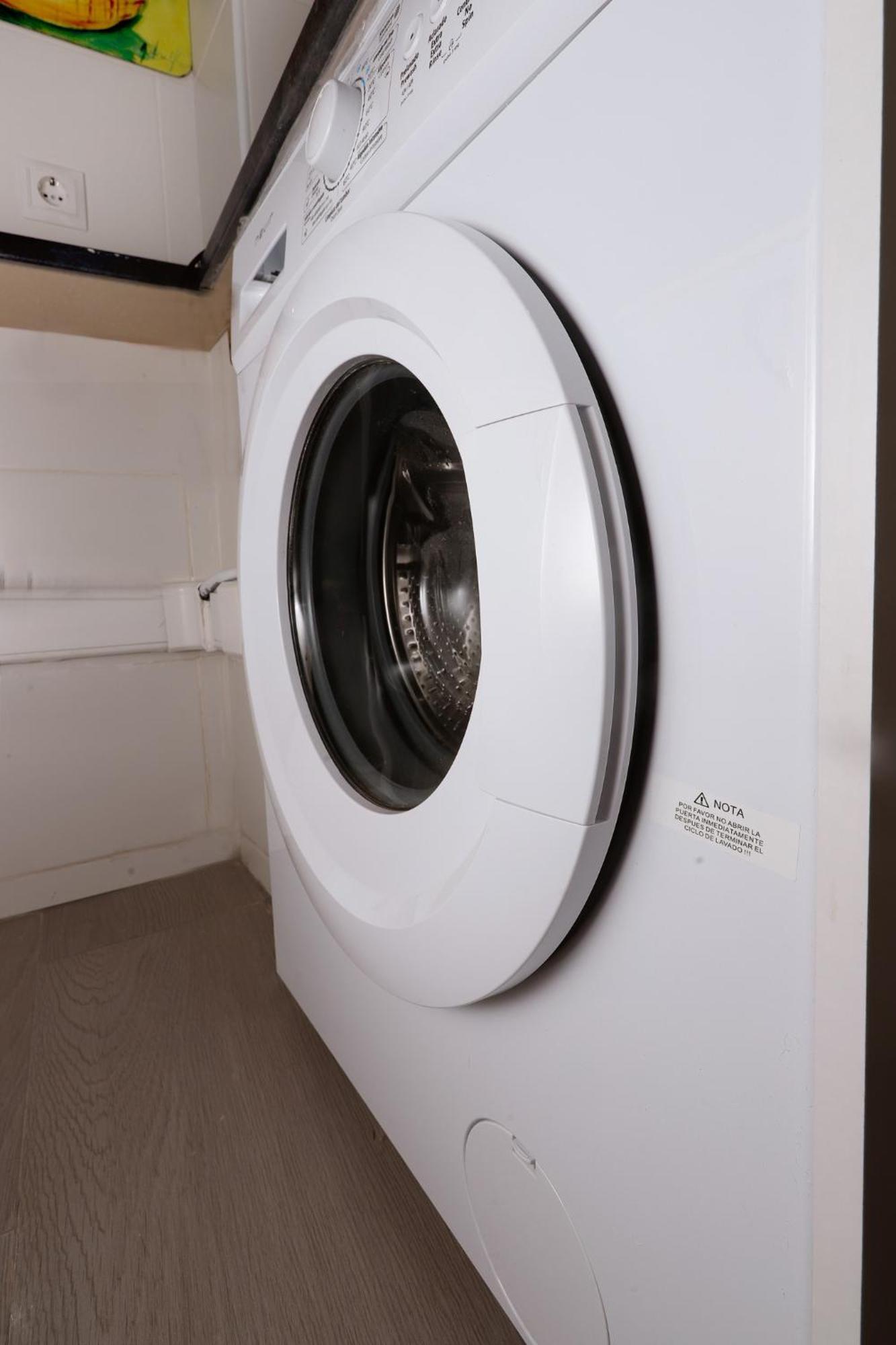 Apartamento Centro Madrid Chueca Luaran gambar